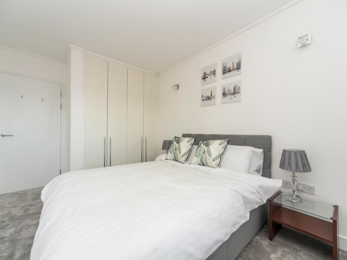 Pass The Keys Riverside Amazing Flat In London Close To The O2 Exteriör bild